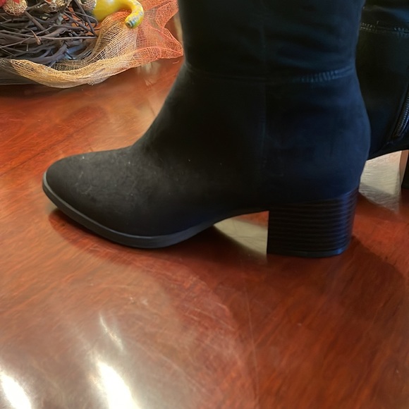 Life Stride Soft System Daring Boot With pewter Decorative piece on side calf. - Picture 2 of 11